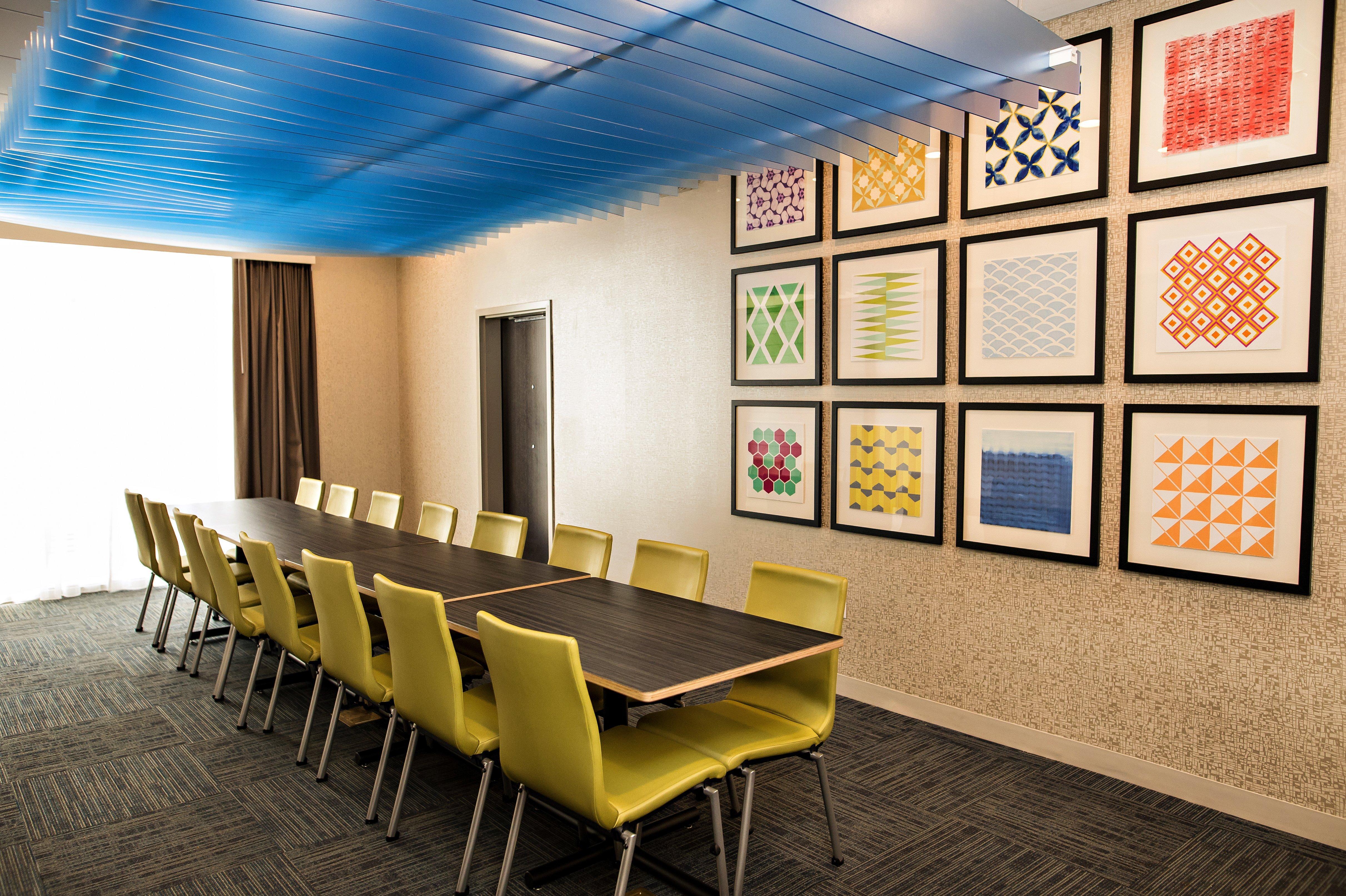 Holiday Inn Express & Suites - Marietta By Ihg Exterior photo