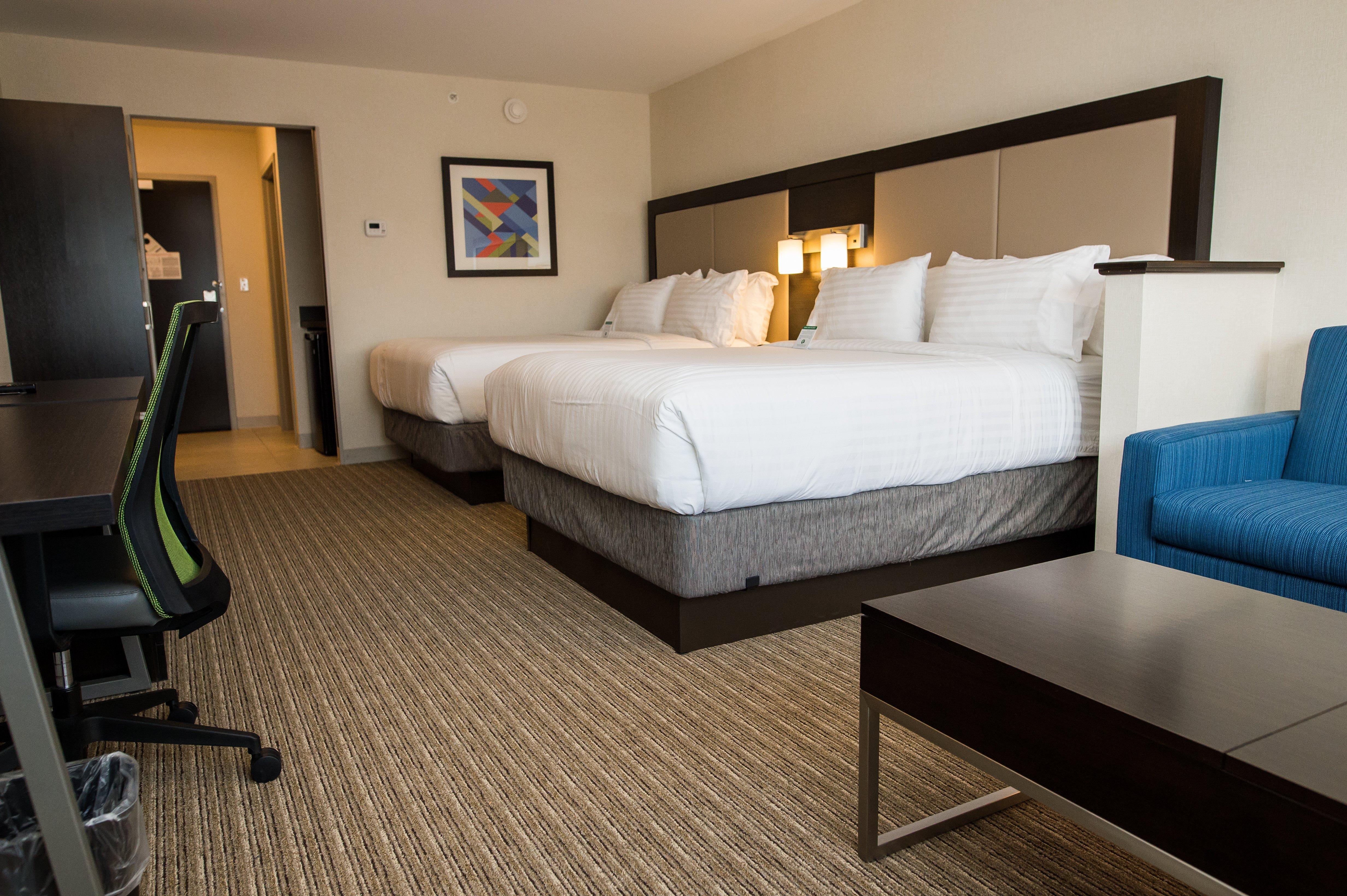 Holiday Inn Express & Suites - Marietta By Ihg Exterior photo